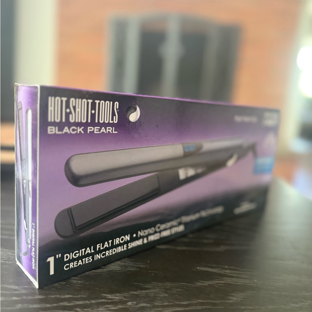 BRAND NEW Hot Shot Tools Black Pearl Flat Iron, unopened.